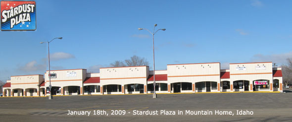 Empty Stardust Shopping Plaza in Mountain Home Idaho