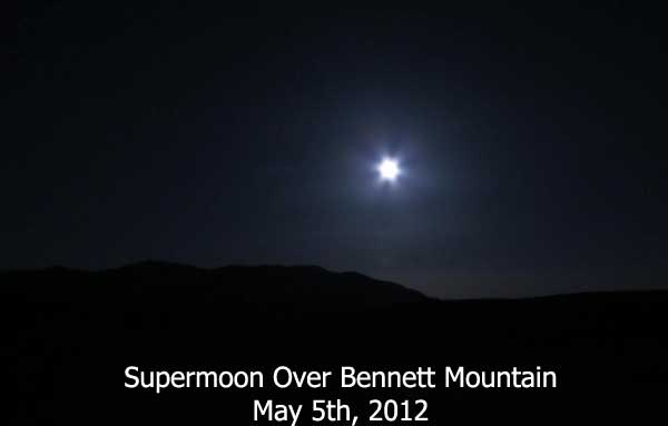 photo of the Idaho Supermoon over Bennett Mountain